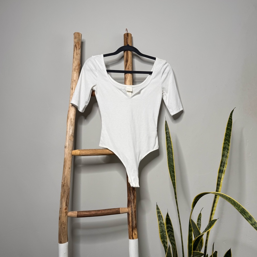 H&M Ribbed V-Neck Bodysuit